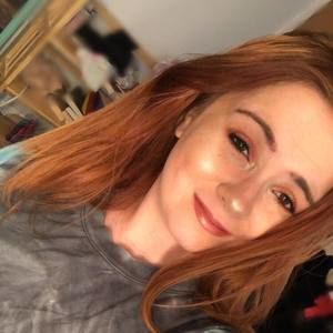 Meet your Posher, Holly